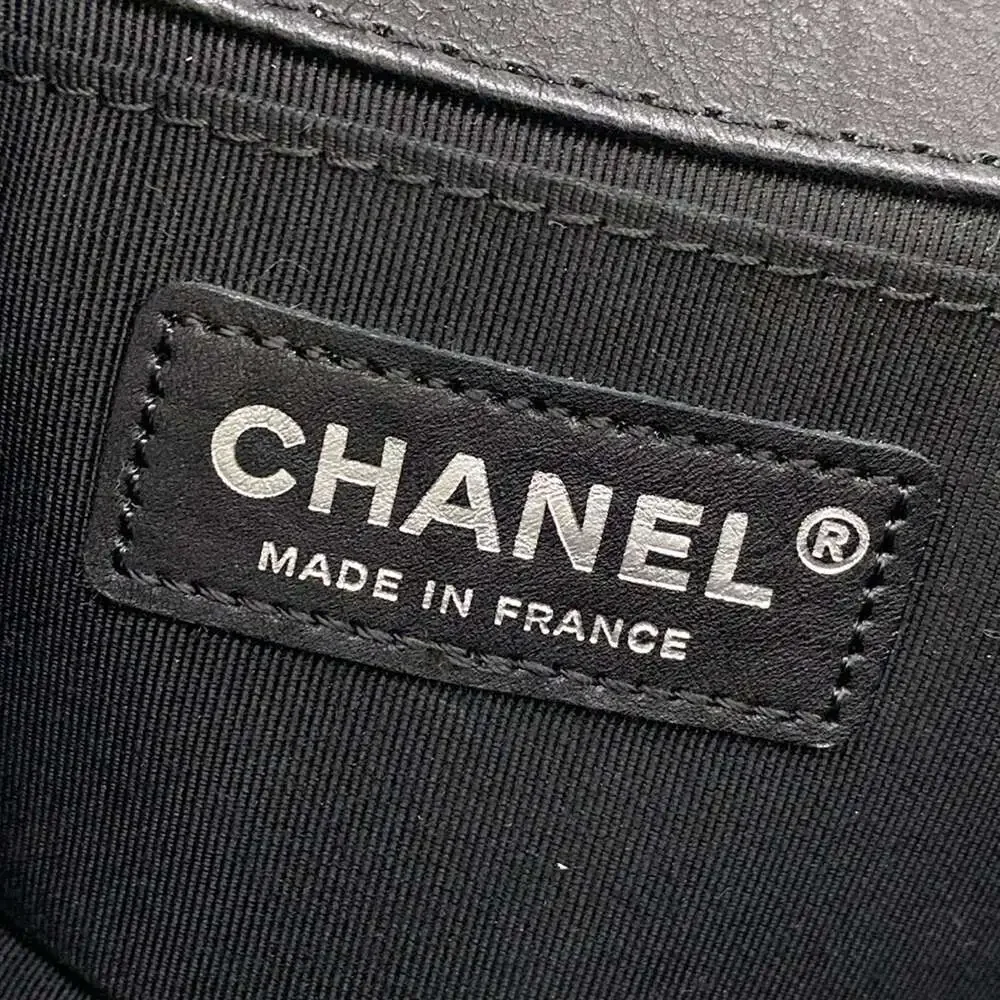 Chanel Boy Chanel Shoulder Bag